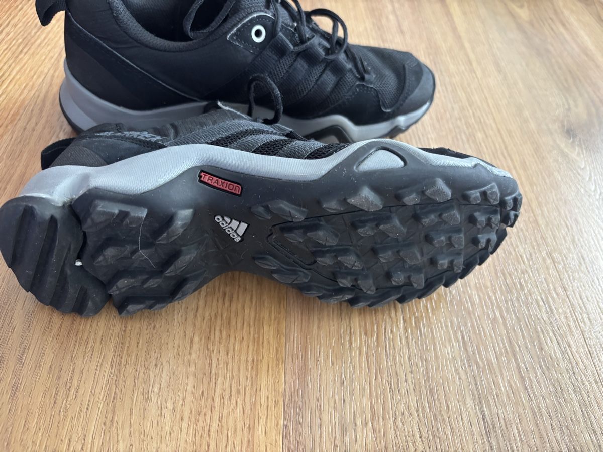 Adidas Herrenschuhe: Adidas Terrex Wanderschuhe schwarz Grösse 36 2/3  – Gebraucht aus Tann von Dina.q 2