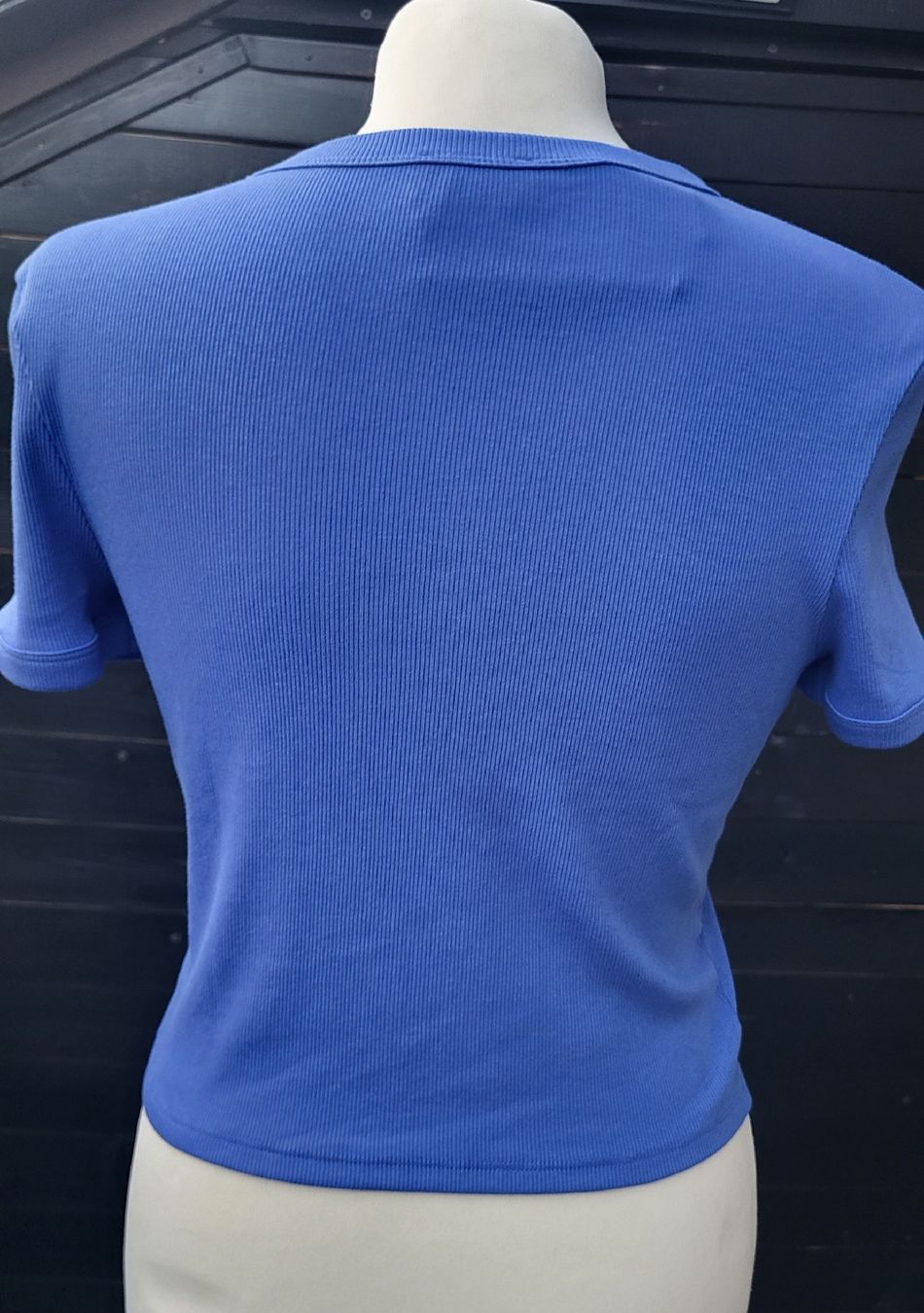 T-Shirts: T-shirt  bleu en coton  – Neu und originalverpackt aus Fribourg von VictoriaShop7 1