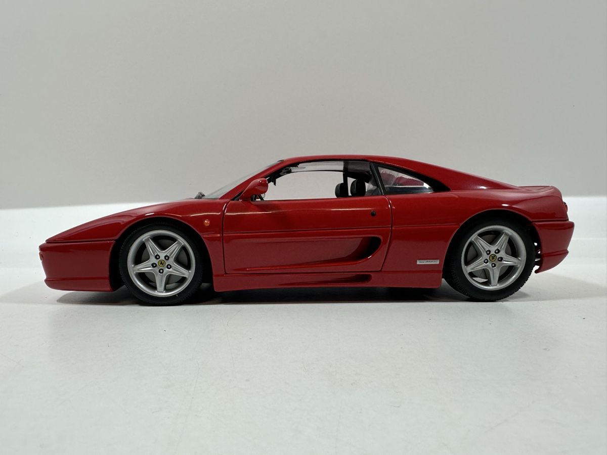 UT Models Modellini d'auto: Ferrari F355 Berlinetta 1:18, rot, UT MODELS – Usato da Zofingen venduto da rf9_x2xt 2