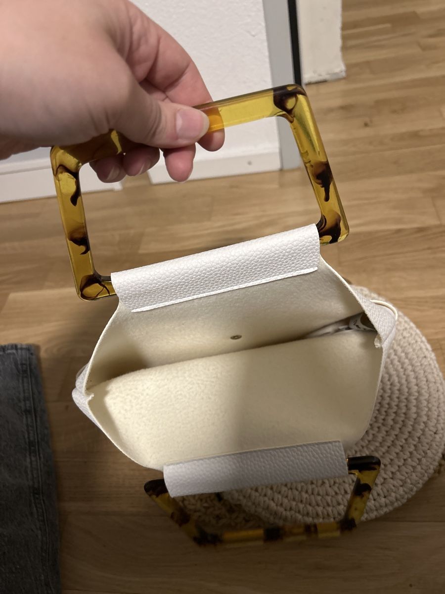 Taschen für Damen: weisse tasche kunstleder – Gebraucht aus Winterthur von noe_55x7 2
