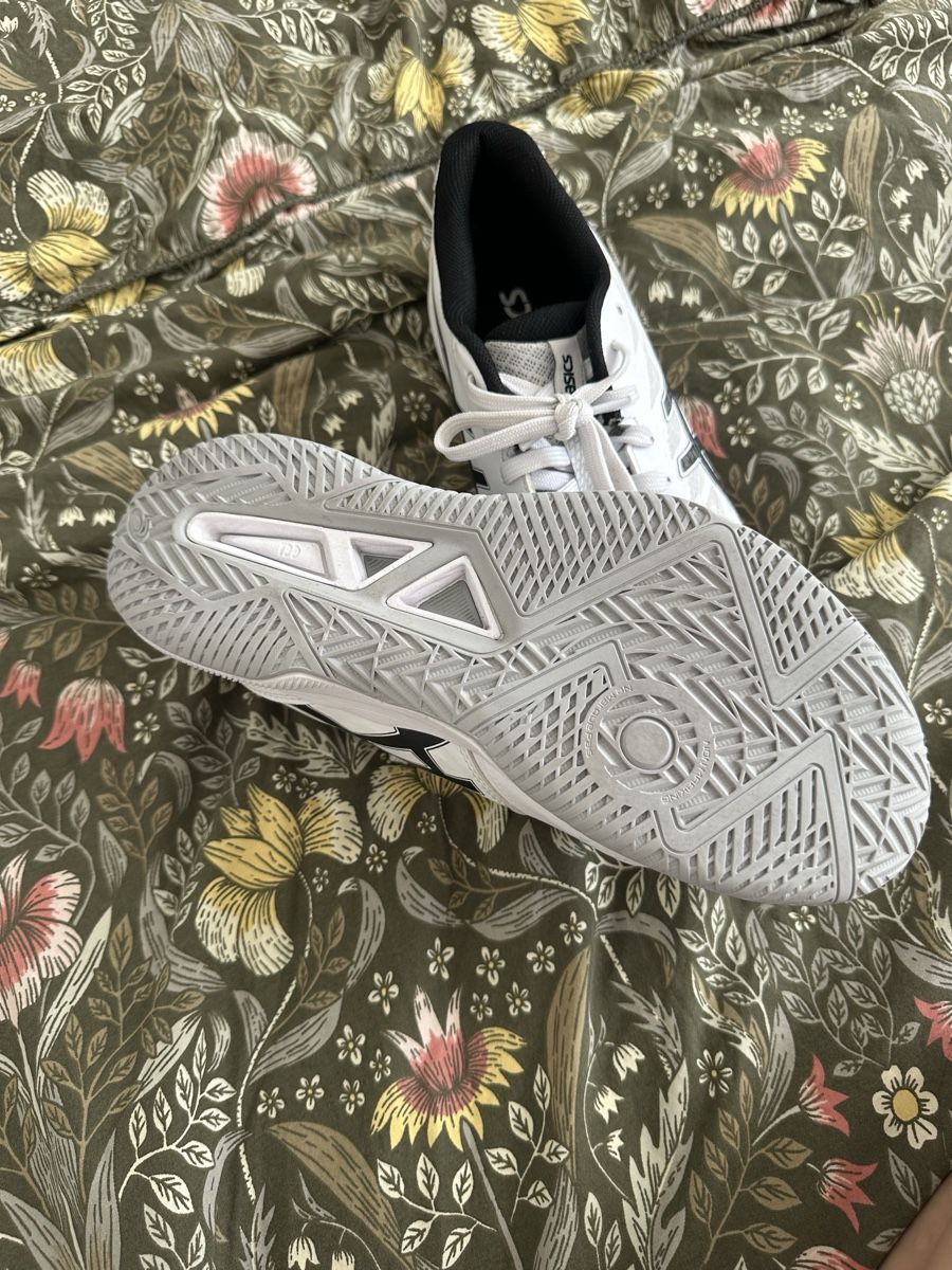 Chaussures hommes: Asics Hallenschuhe – D'occasion à Ossingen par jeen87 2
