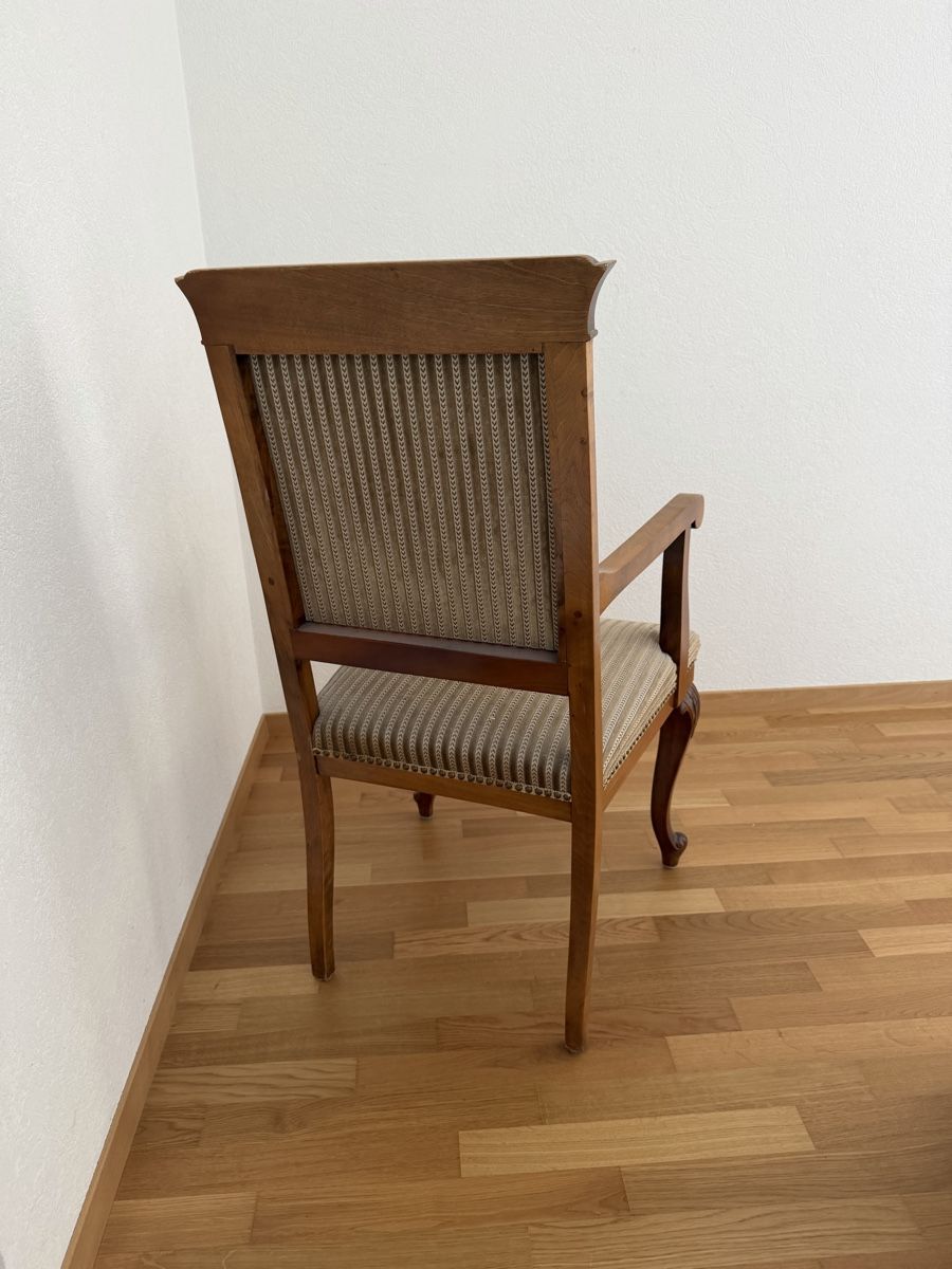 Poltrone: Armchair Antique – Usato da La Tour-de-Peilz venduto da HOTMI00 2