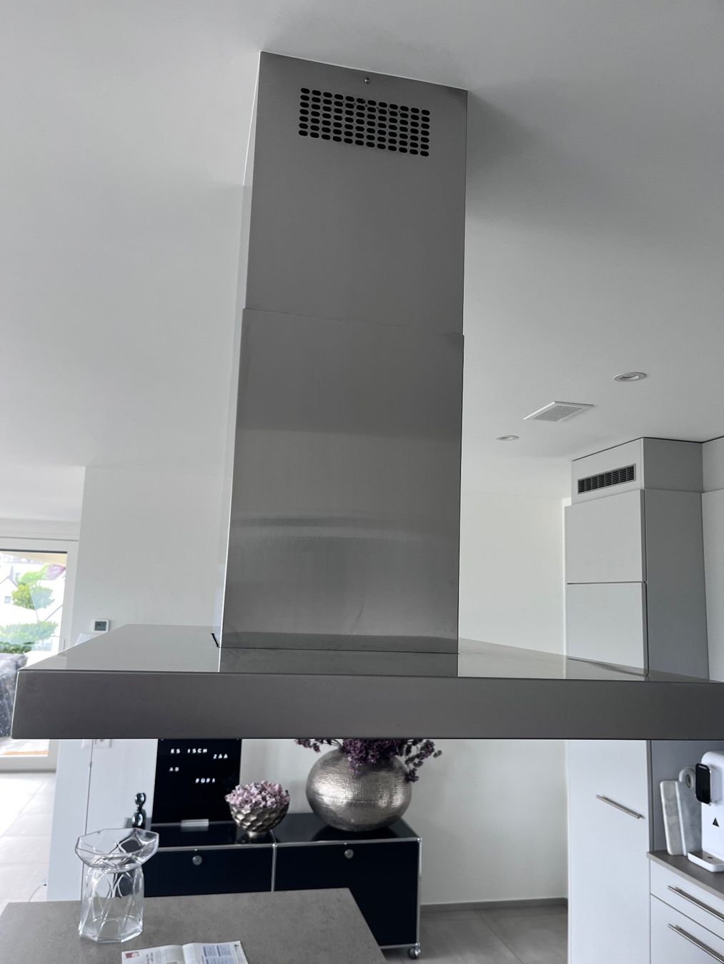 Cappe di aspirazione: Dunstabzug Inselhaube Electrolux IHGL9060CN – Usato da Hombrechtikon venduto da Rachael0 1