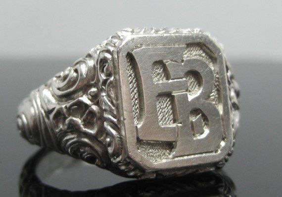 Anelli: Vintage Ring Monogramm Siegelring EB / BE Silber 800 – Usato da Ermatingen venduto da Decovin