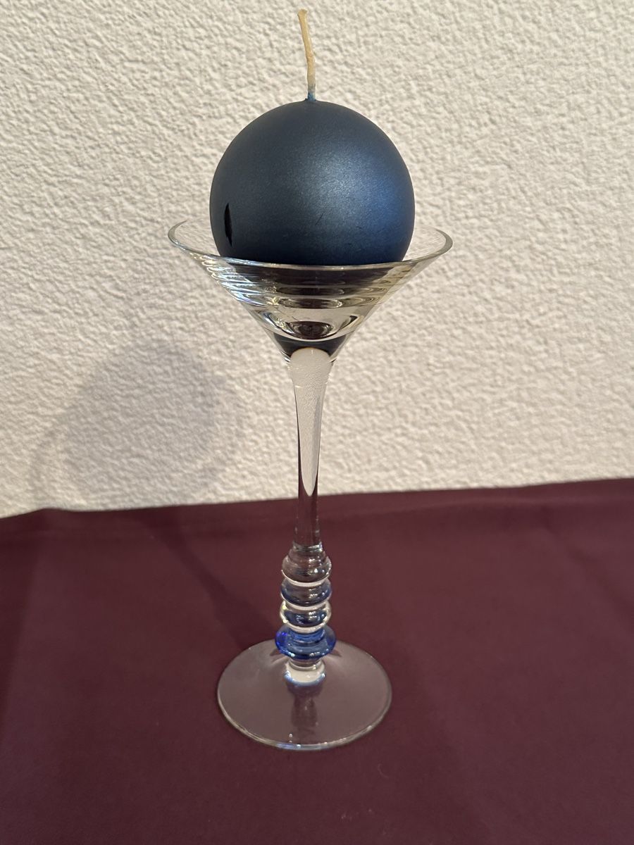 Portacandele: Kerzenständer Glas mit blauer Kugelkerze ! – Nuovo (secondo la descrizione) da Oberwil b. Büren venduto da Jcmjcm