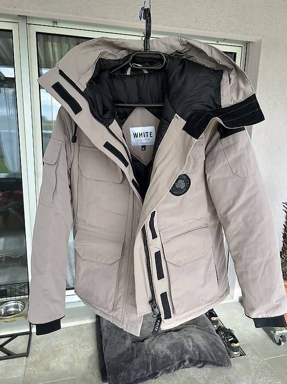 Giacche: Jacke von White – Usato da Niederbuchsiten venduto da idontknow.