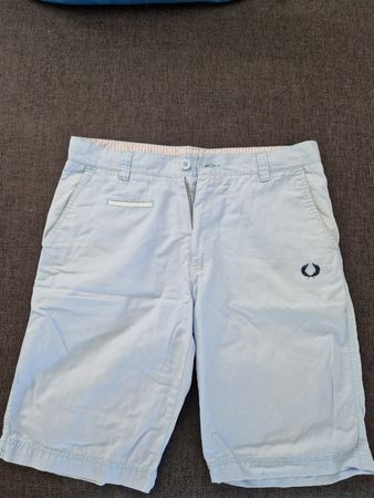 Fred Perry Shorts hellblau Gr S/M Sommerlich