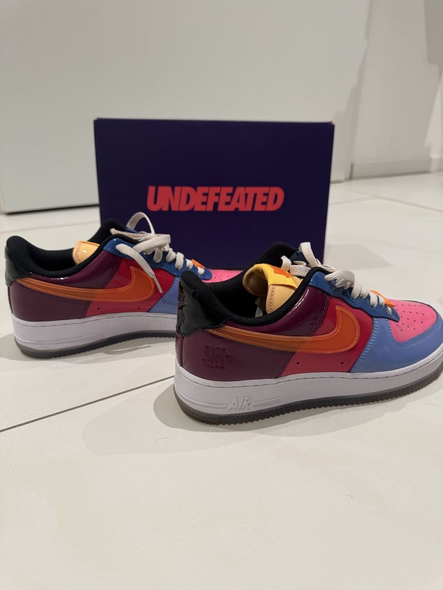 Nike Scarpe da uomo: Air force 1 – Nuovo (secondo la descrizione) da Boécourt venduto da kat_hj5y 4