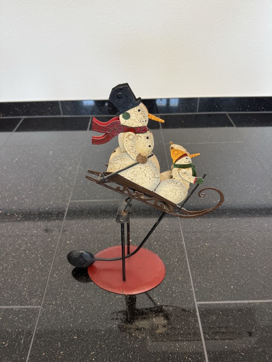 Figuren: Schneemann Deko Schlitten Figur  – Gebraucht aus Schlieren von thwillyag