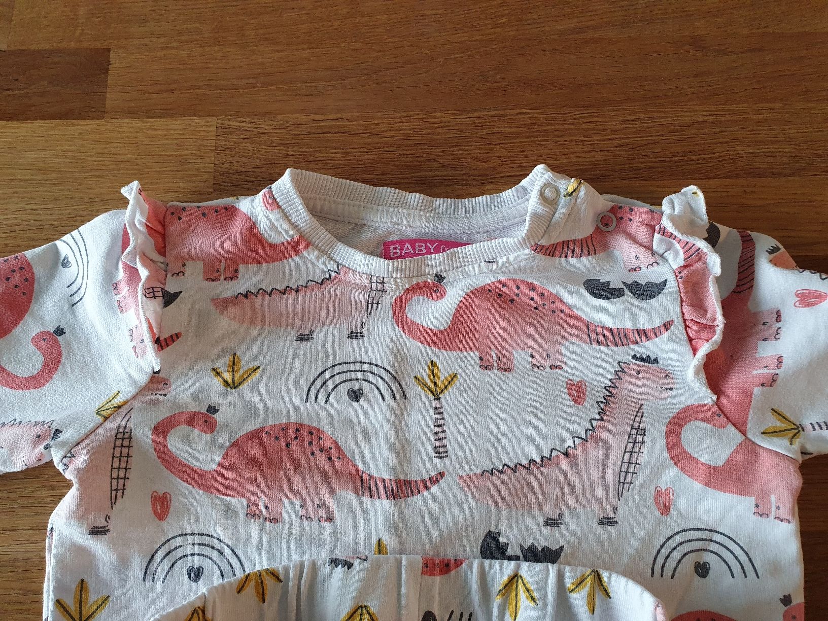 Lotti & Set di vestiti: Süesses Dino-Set Hose & Pullover, Gr. 86, Top Zustand – Usato da Einigen venduto da thundermother 4