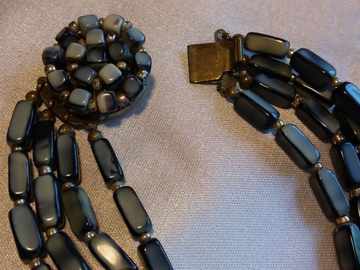Catenine: Antikes Glas Collier ca 20er Jahre – Usato da Zürich venduto da helsan