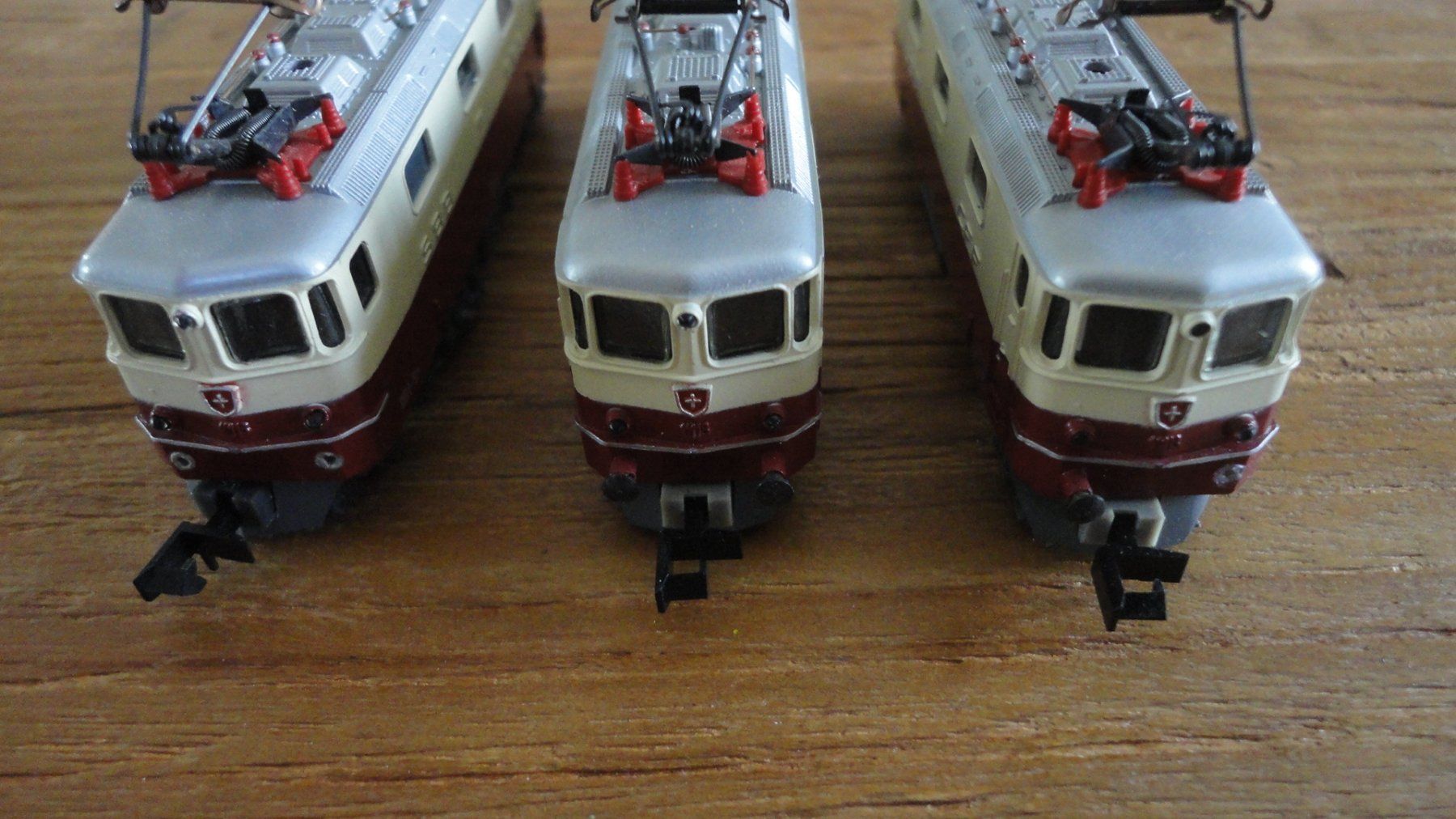 Arnold Modellini di ferrovie: 3 E-Loks TEE SBB Arnold 2412 Spur N – Usato da Rheinfelden venduto da swiss_top 4