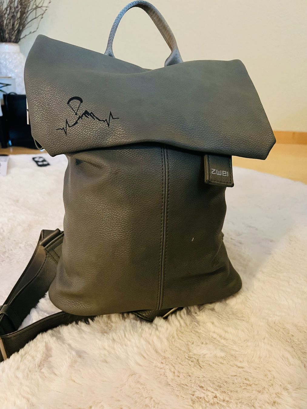 Zwei Zaini: Rucksack grau, Marke ZWEI – Usato da Faulensee venduto da ver-kaufallerlei