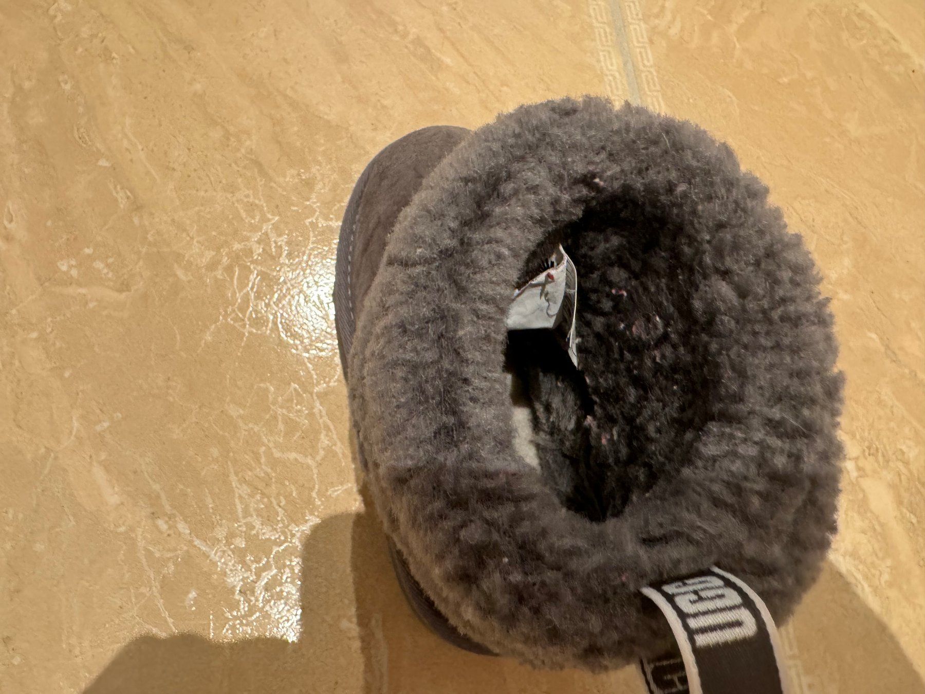 Ugg Scarpe per ragazze: UGG warme Schuhe, 28.5 – Usato da Klingnau venduto da Markus14 4