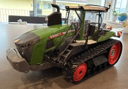  Fendt 1162 Vario MT Raupentraktor von USK Scalemodels im Ma