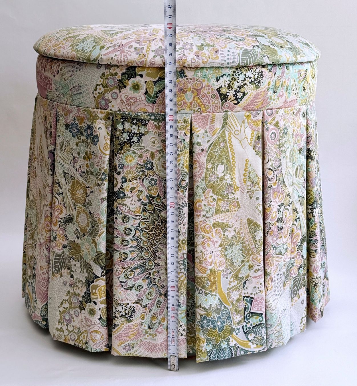 Tabourets: Hocker/Pouf*gepolsterte***** – D'occasion à Dübendorf par Orchid18 4