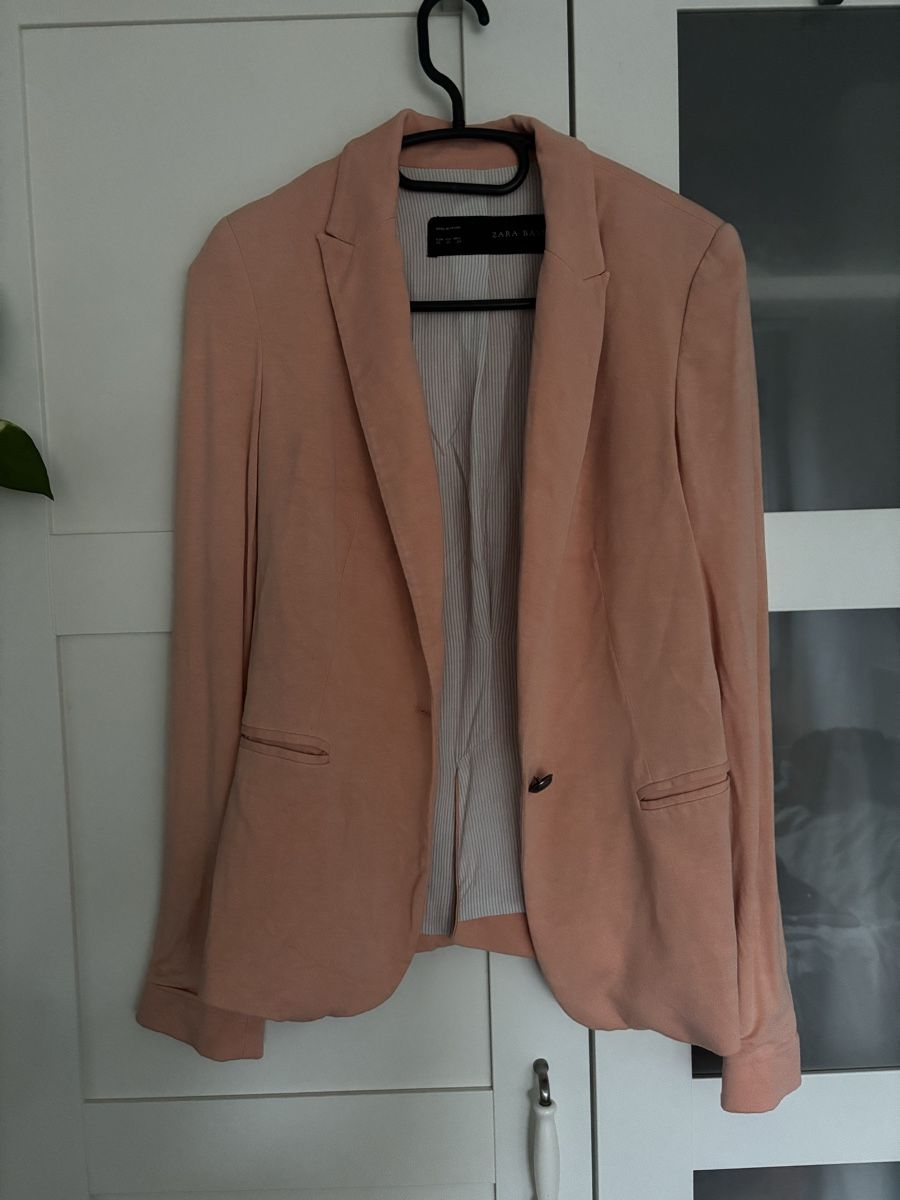 Zara Giacche: Zara Basic Damen Blazer, Grösse XS, Lachsfarben – Usato da Brütten venduto da Raaphi6