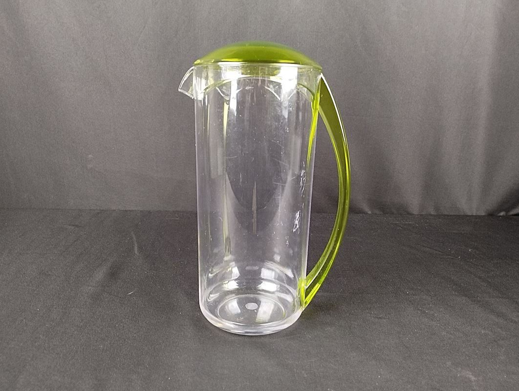 Contenitori & Simili: Plastikkrug 2L – Usato da Schübelbach venduto da Restwert_Schubelbach 6