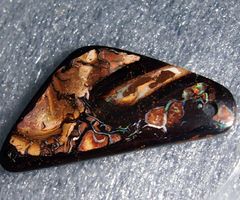 🔥 Boulder Opal Edelstein, rot/blau, Top Schliff, Rarität...