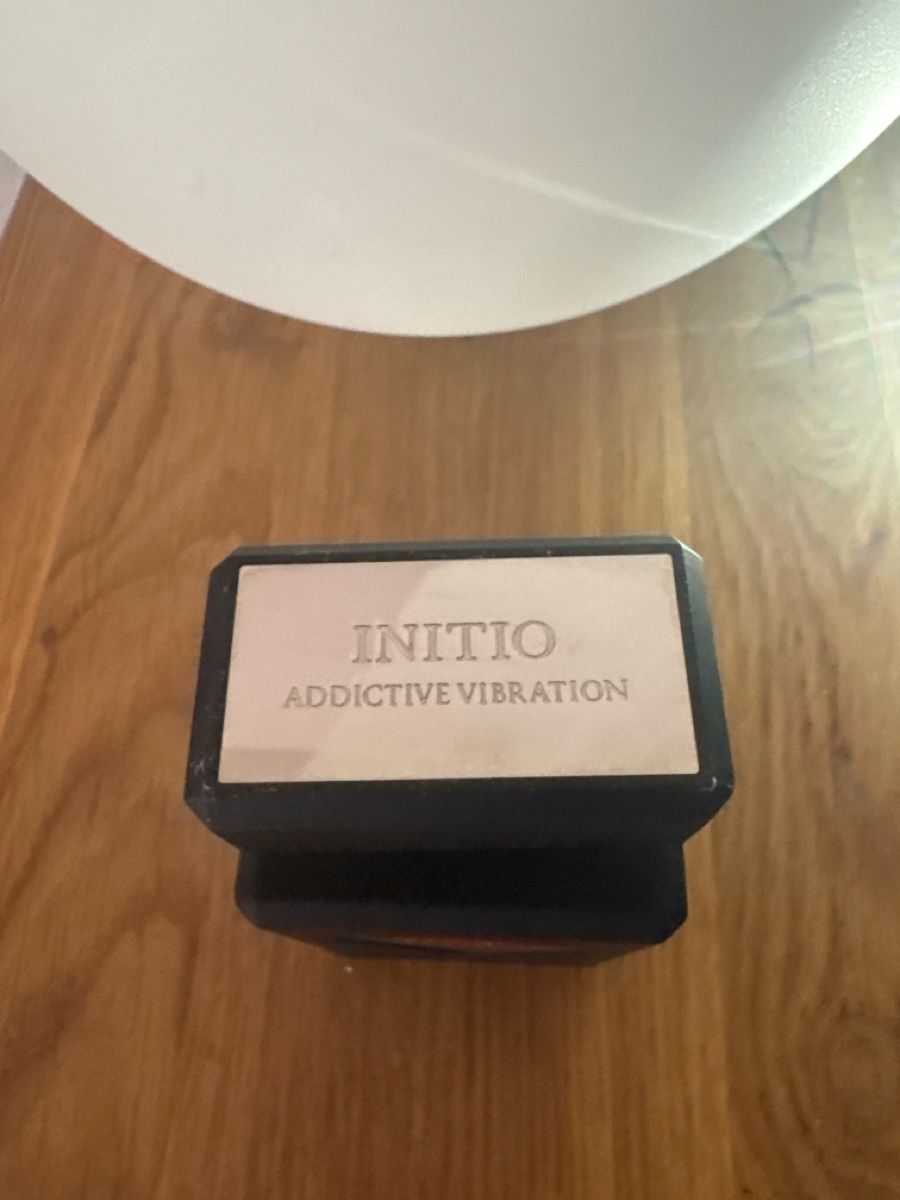 Initio Parfum & Eau de Toilette: Addictive Vibration 90 ml Initio Parfums - almost full – Gebraucht aus Zürich von MuchachaJ 1