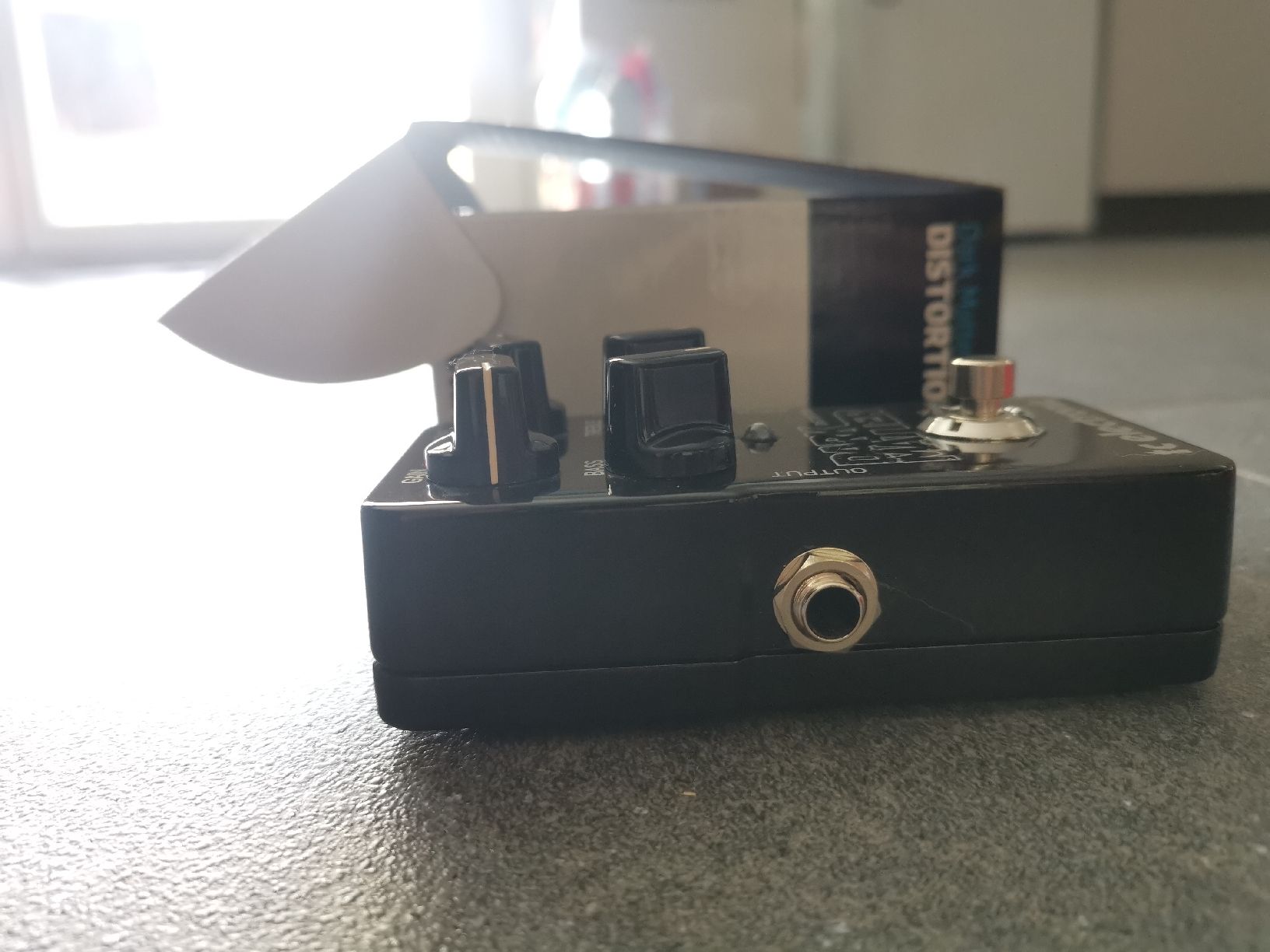 Strumenti musicali: TC Electronic Dark Matter Distortion Gitarreneffektpedal – Nuovo (secondo la descrizione) da Rohrbachgraben venduto da noisenomad 3