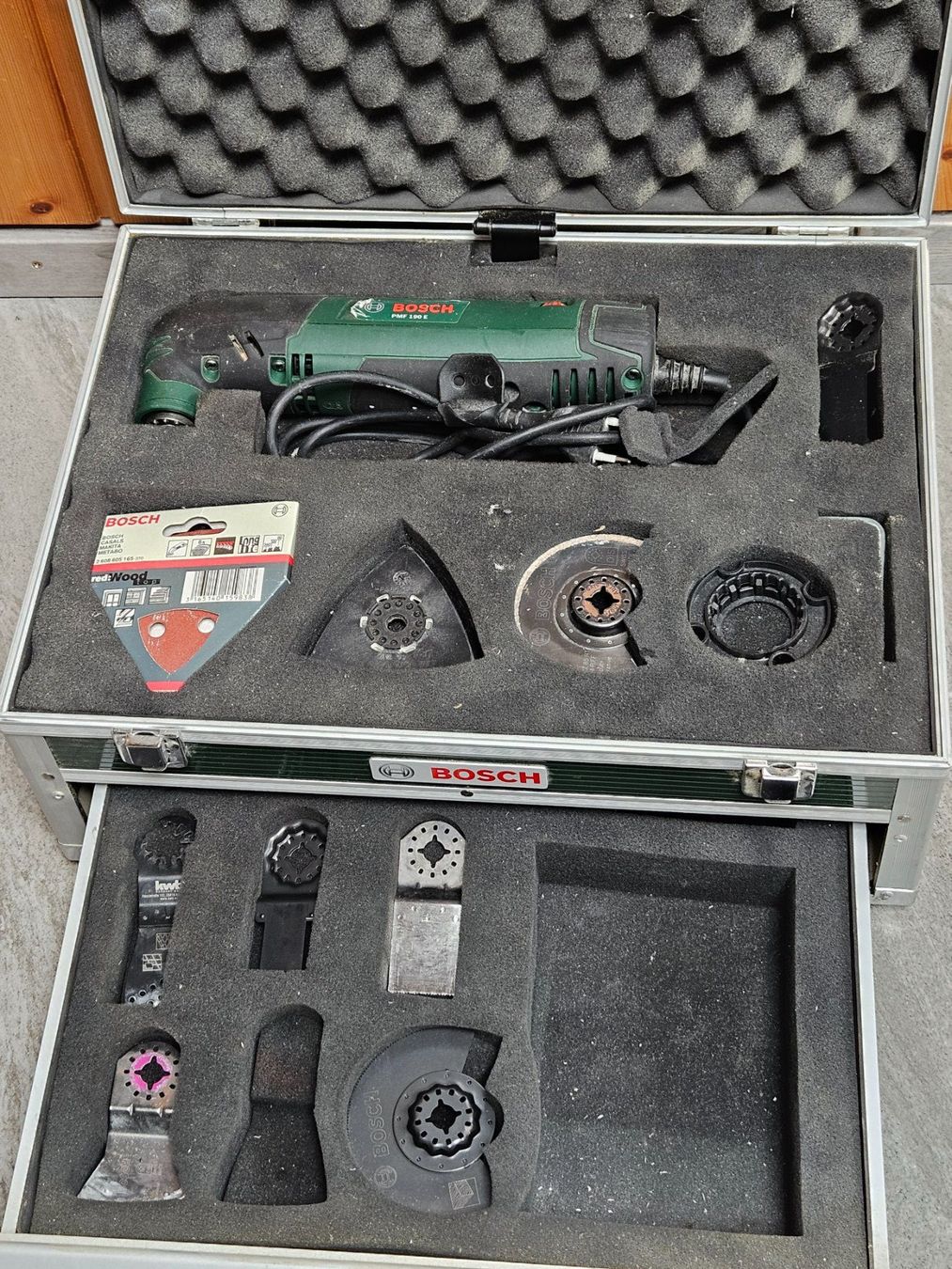 Bosch Alle Werkzeuge: Bosch PMF 190 E Multifunktionswerkzeug Set im Koffer – Gebraucht aus Flamatt von