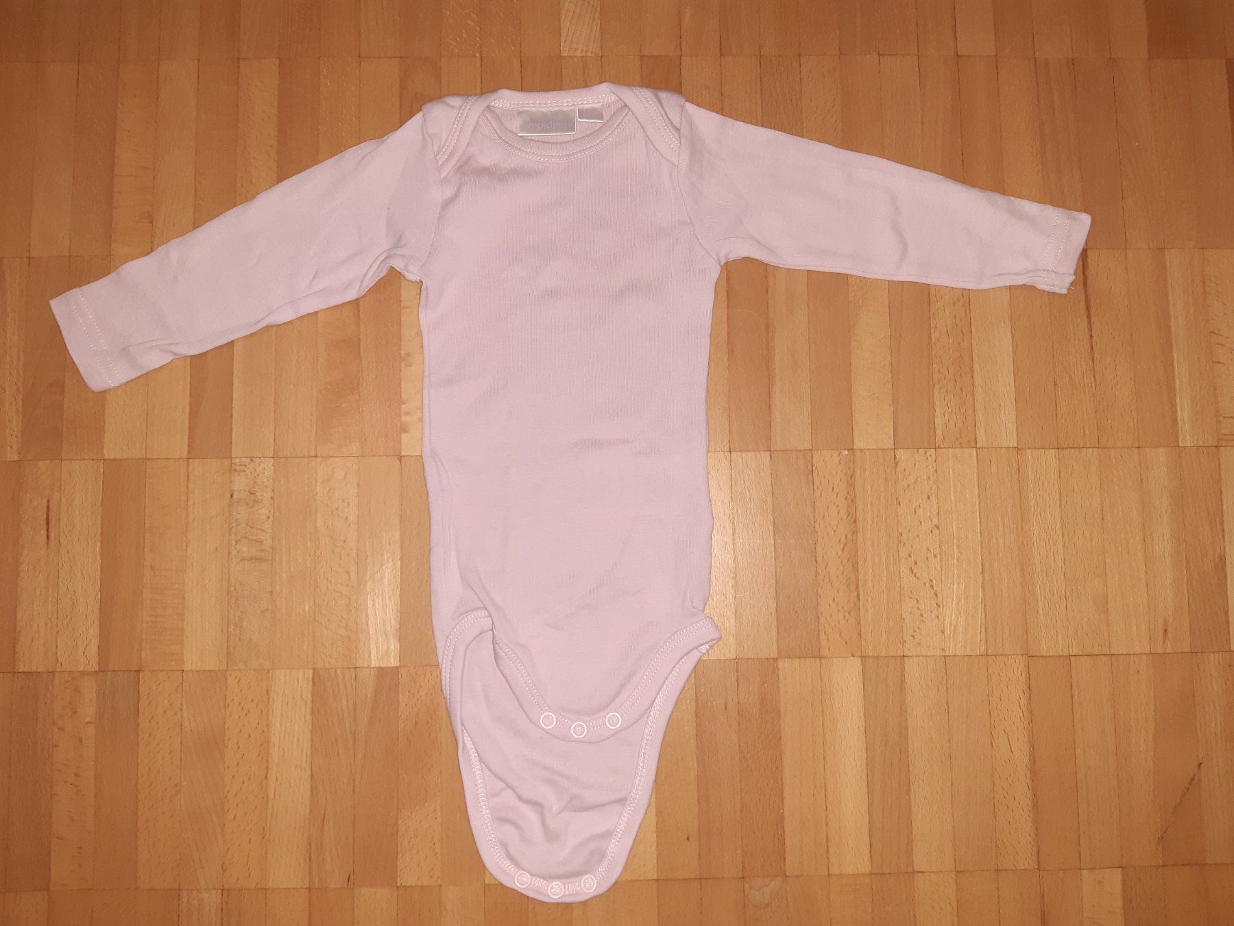 Kleiderpakete & -sets: 4 langarm Bodys Gr. 74/80 (impidimpi) – Gebraucht aus Urdorf von core8 1