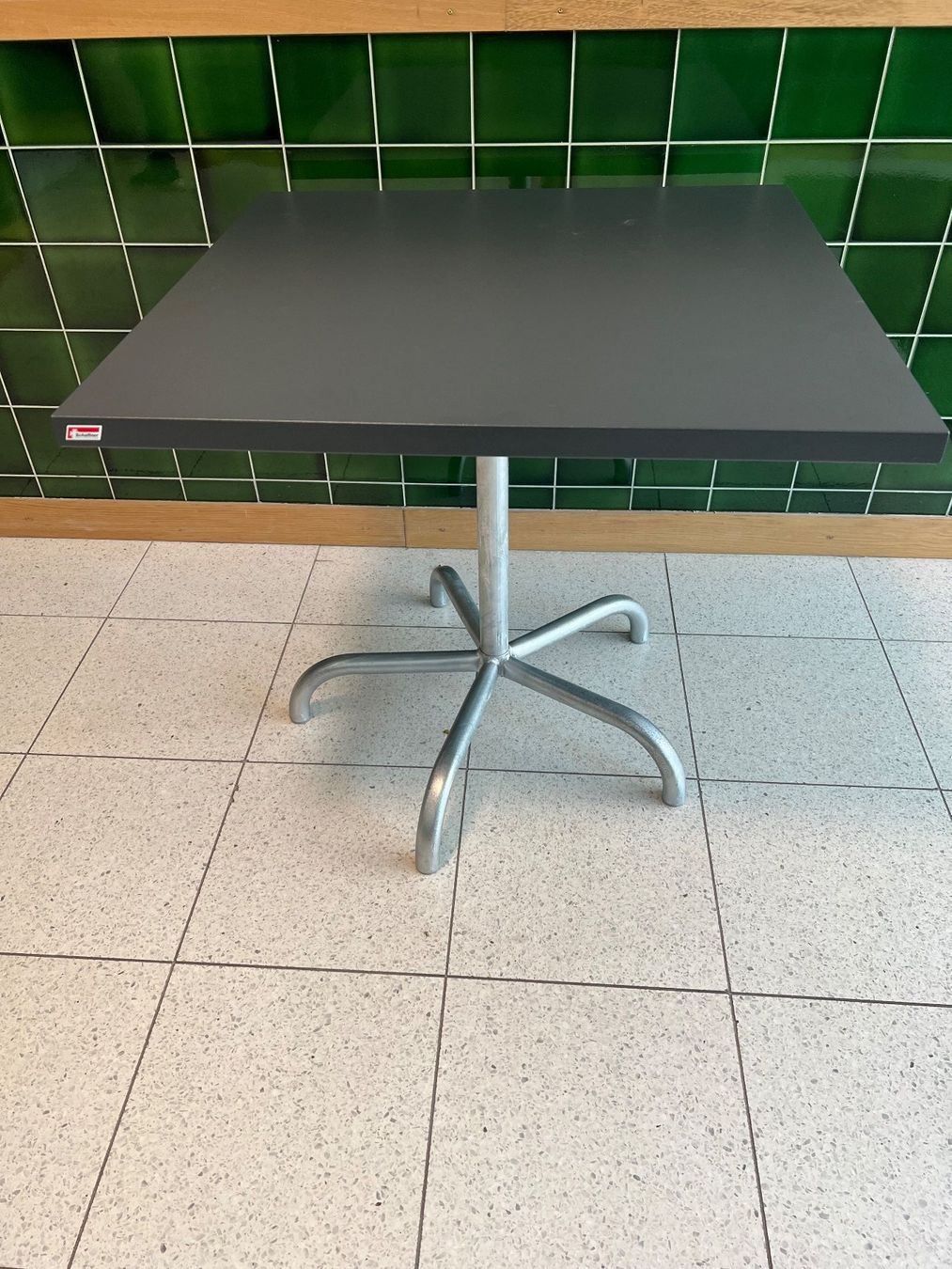 Schaffner Tables: Säntis Schaffner, 80x80 ch, neu – Neuf (Voir description) à Bülach par Glatt94