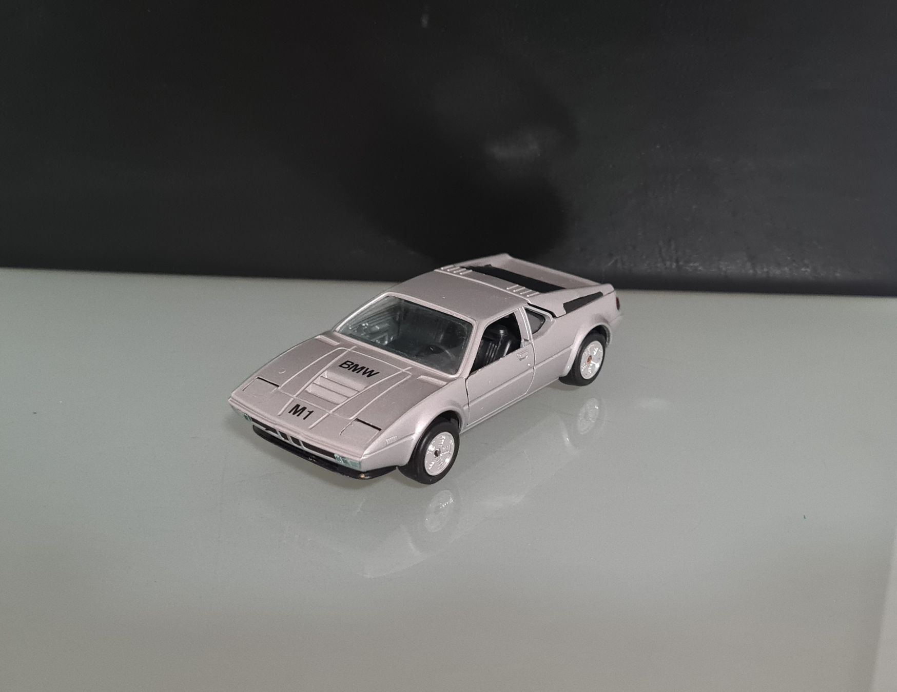 Gama Modellini d'auto: Gama Mini BMW M1 1:43 – Usato da Uetendorf venduto da myhome12