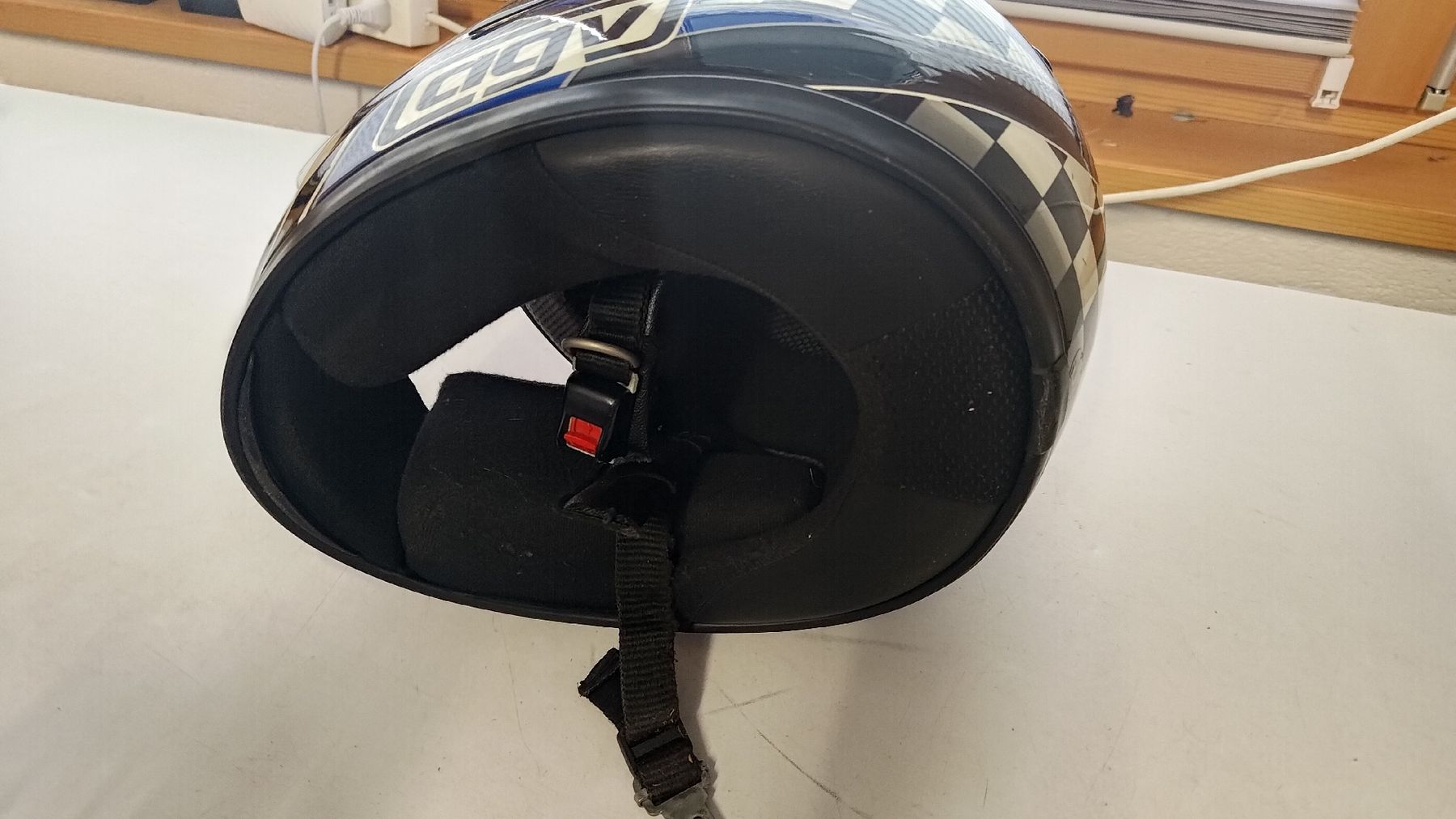 AGV Caschi & visiere: Helm Motorrad Agv – Usato da Poschiavo venduto da Linuzzo80 1