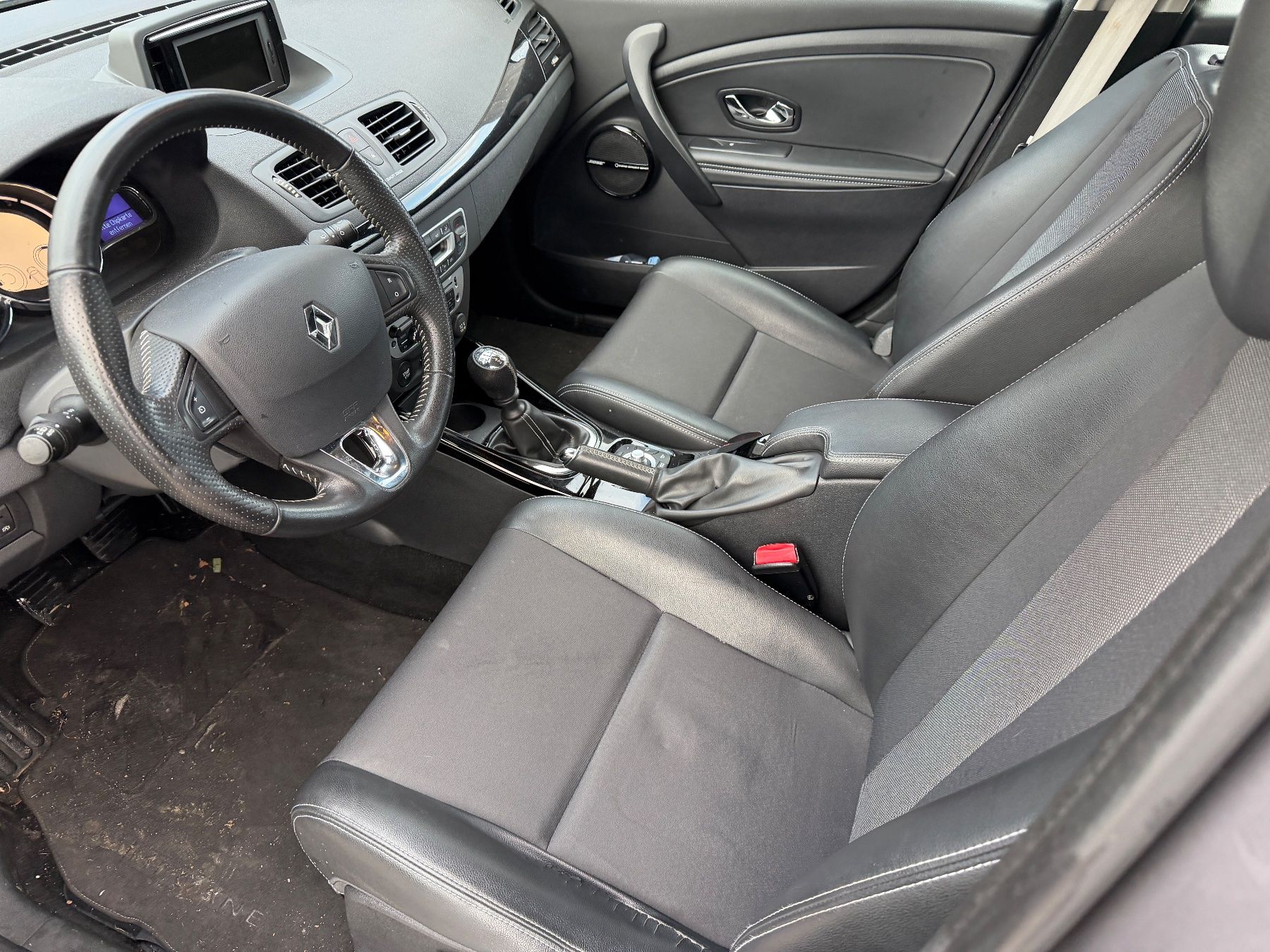 Renault Autos: Renault Megane 1.2 – D'occasion à Oberönz par Xyz90 4