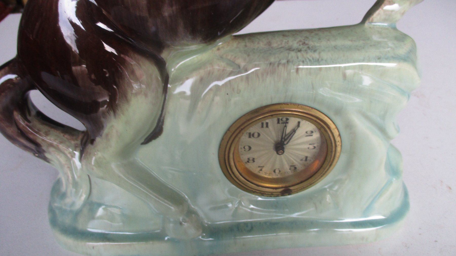 Orologi da terra & Orologi da parete: Tischuhr Pferd – Usato da Weier im Emmental venduto da waefler03 2