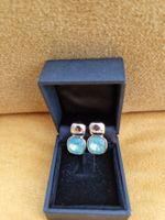 Jolies boucles d'oreilles pierre verte et , parfaites ✨