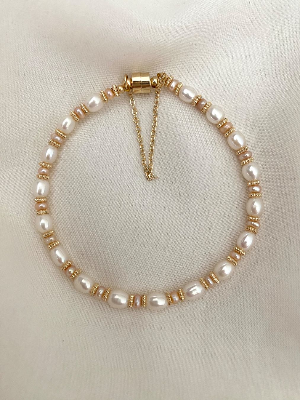 Bracciali & Braccialetti: Süsswasserperlen Armbänder echte – Nuovo e nell'imballaggio originale da Sarnen venduto da catnini