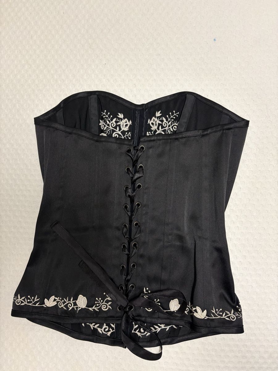 Tops: Damen Korsett,Gr.M(S) – Gebraucht aus Winterthur von Nena222 1