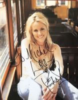 Kathleen Robertson Autogramm signiert Foto 20x25cm