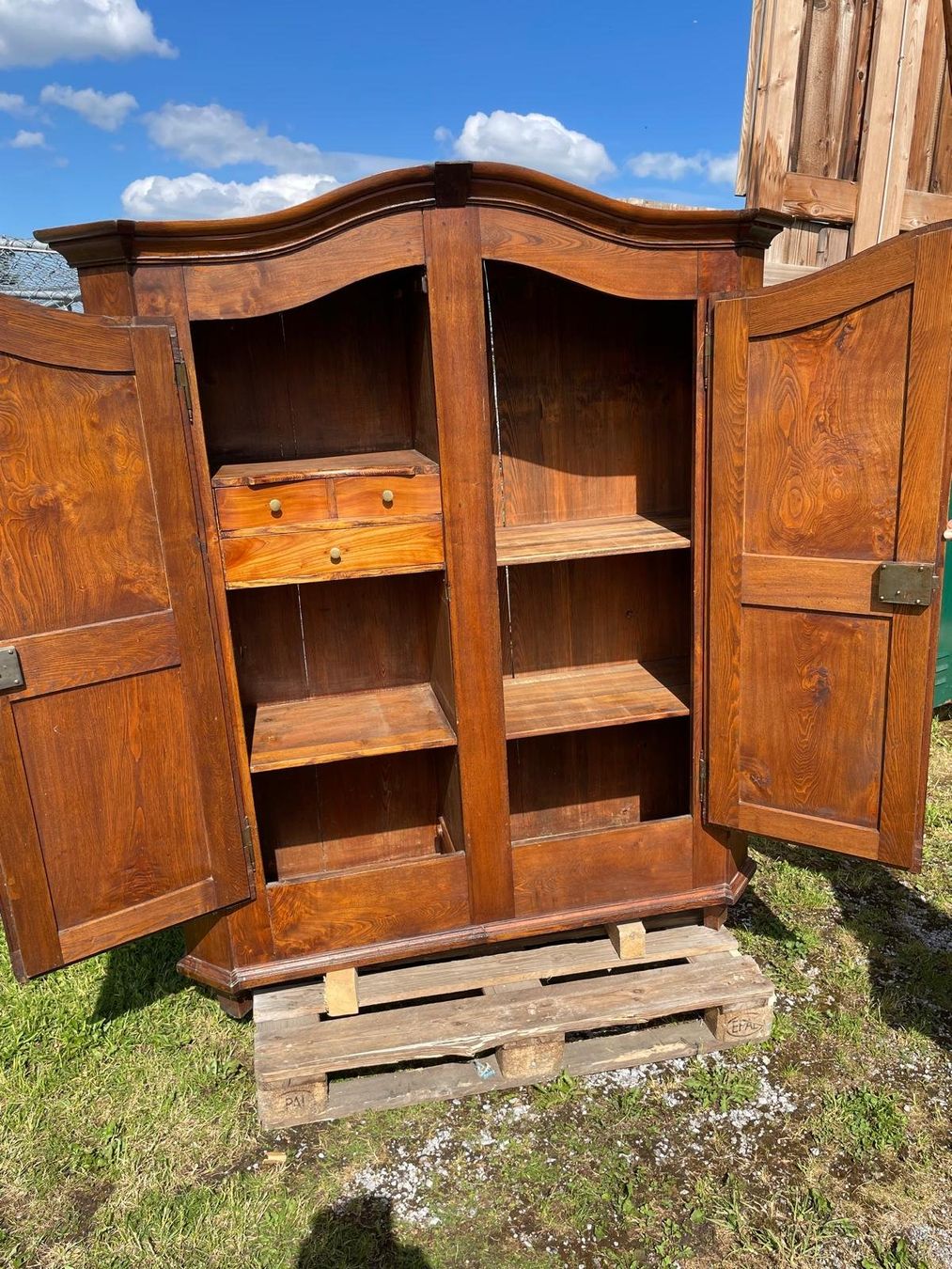 Armadi: Barockschrank Eiche massiv – Usato da Langnau am Albis venduto da Aphagen 1