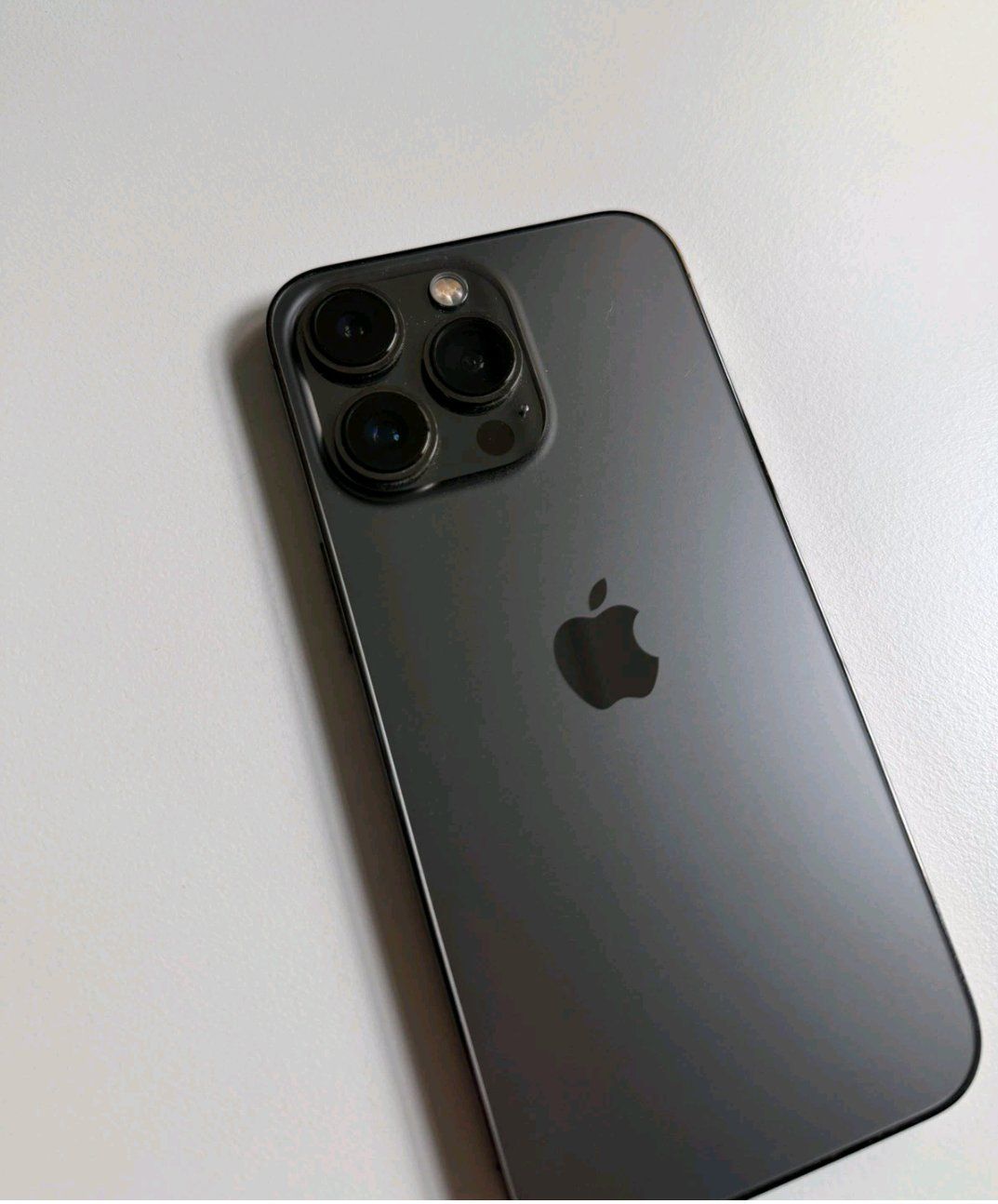 Apple Telefoni cellulari / Smartphones: iPhone 13 Pro (512GB) Akku 100% – Usato da Luzern venduto da Waince786 1