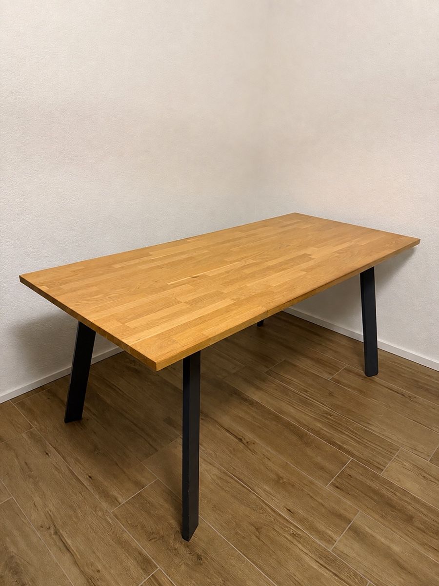 Schreibtische: Massivholz-Eichentisch – Gebraucht aus Diegten von Guettler01