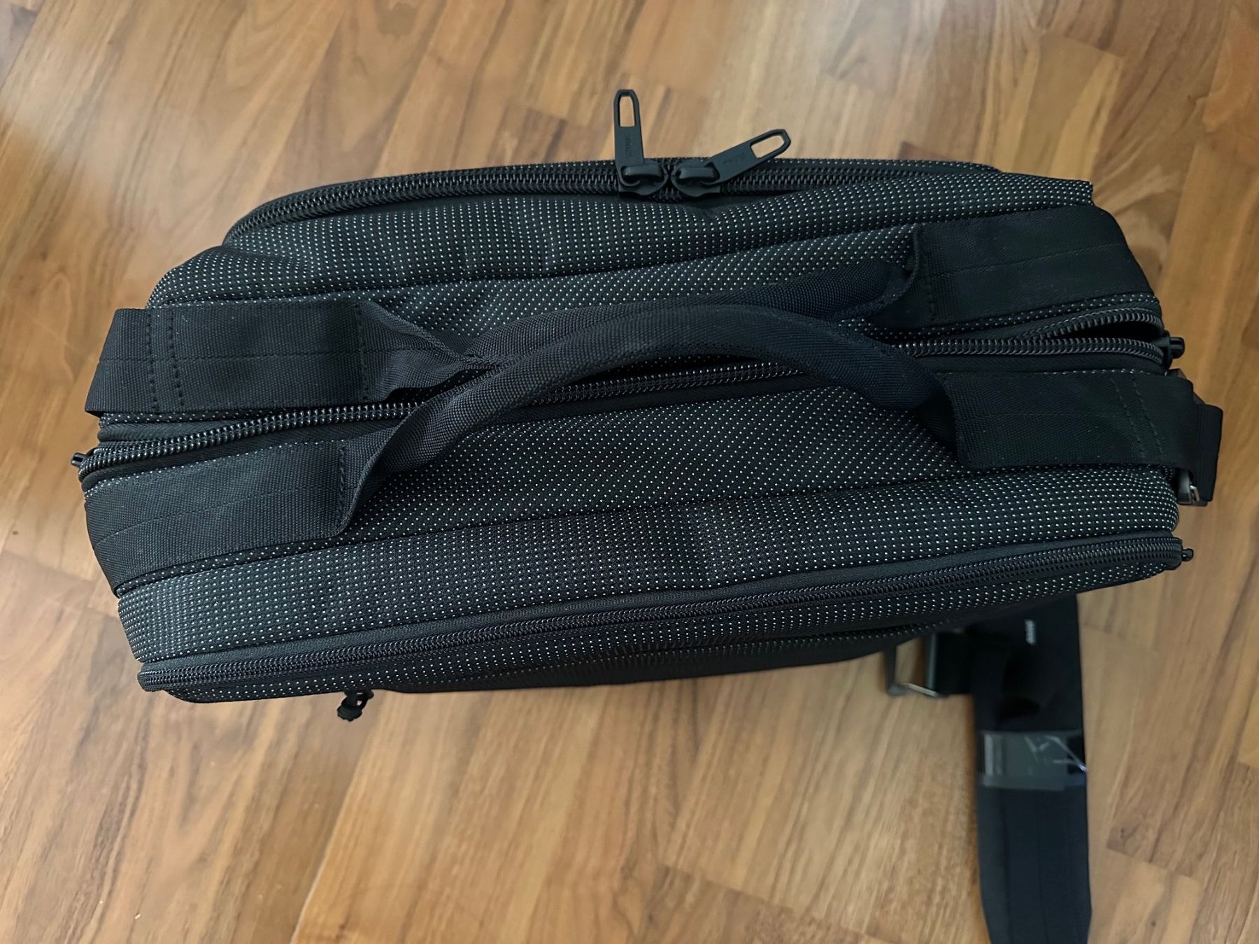 Borse: Thule Laptoptasche – Usato da Hombrechtikon venduto da Unit25 2