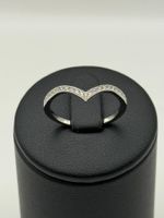 Bague en platine sertie de diamants