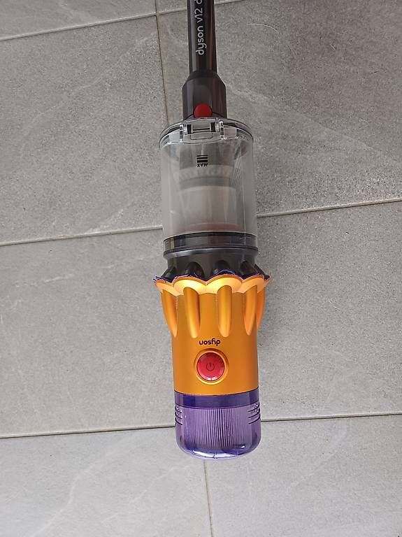 Aspirateurs & Accessoires: Dyson aspirateur balais sans fil  – D'occasion à Aven par menthe17 4