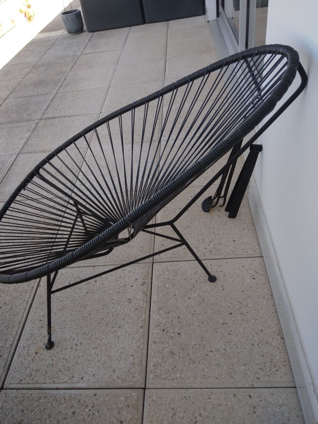Poltrone: Fauteuil Acapulco de Maisons du Monde, Noir – Usato da Chêne-Bougeries venduto da FamilleGanev 2
