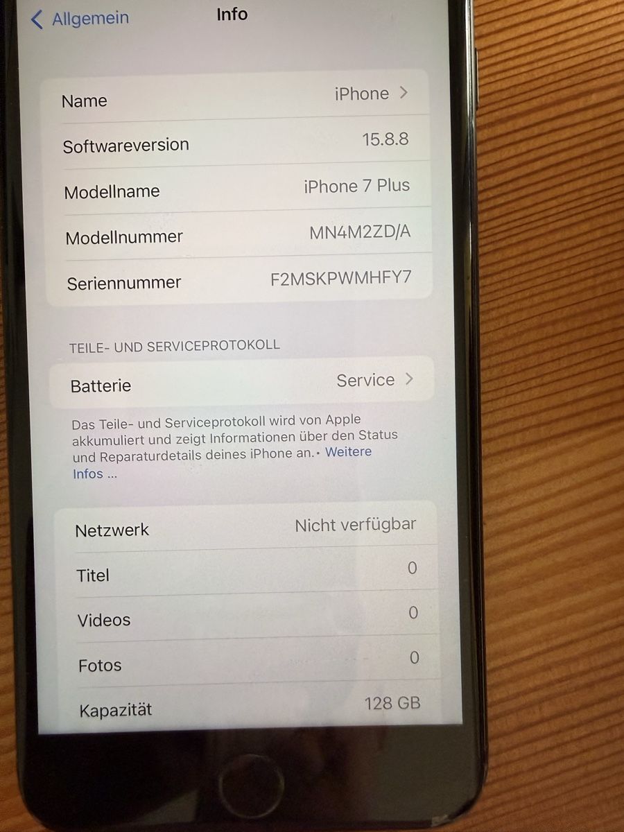Apple Telefoni cellulari / Smartphones: iPhone 7 Plus, Black, 128GB – Usato da Zernez venduto da danielgrunder 7