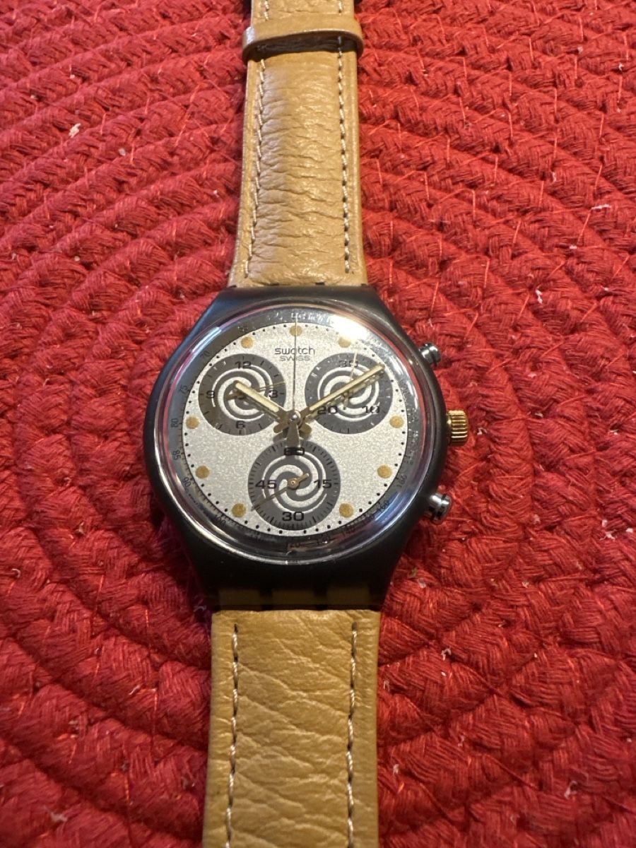 Swatch Orologi: Swatch Chrono mit Lederband – Nuovo e nell'imballaggio originale da Brugg AG venduto da Lucky55556 1