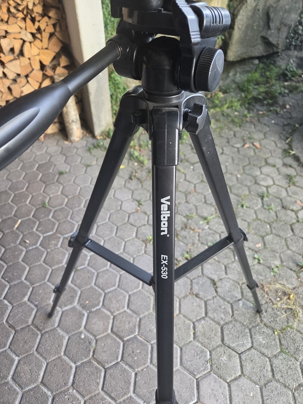 Treppiedi & Teste: Stativ – Usato da Maienfeld venduto da ObizR 1