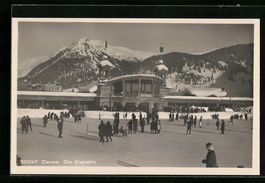 Davos, Schlittschuhläufer auf der Eisba