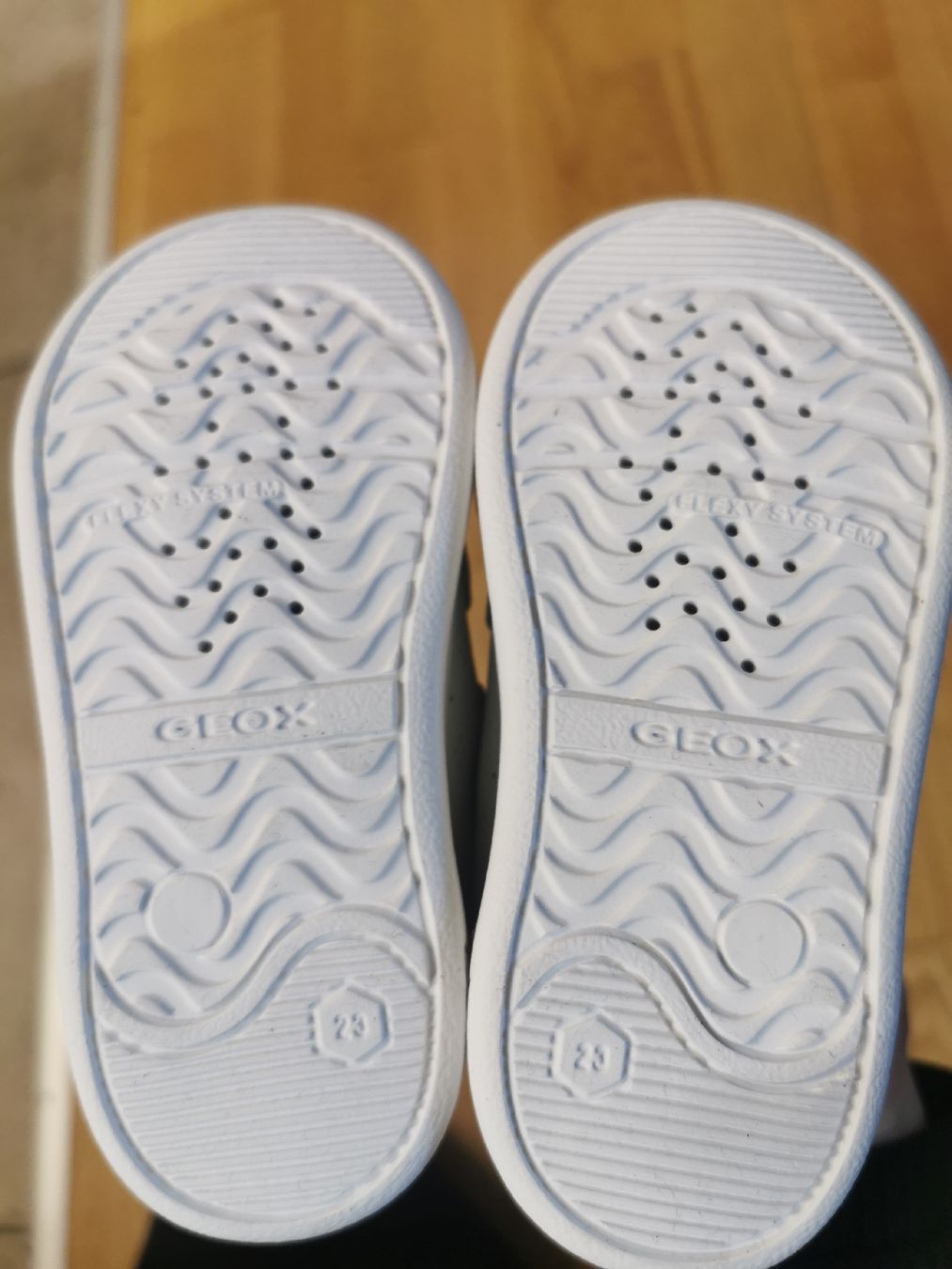 Geox Schuhe für Mädchen: Geox Kinderschuhe – Neu und originalverpackt aus Bad Ragaz von AKahlon 4
