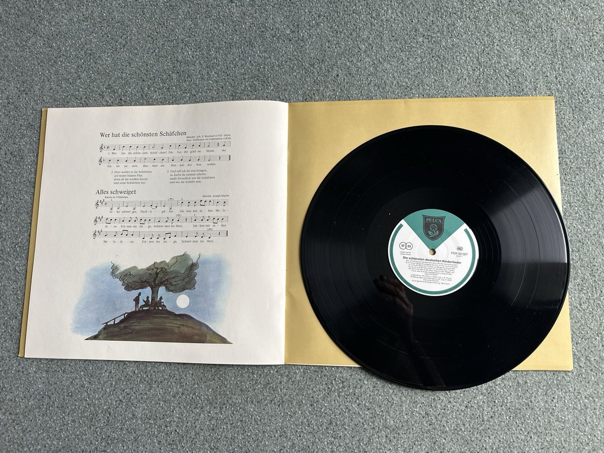 Vinyles: Das grosse Liederbuch Die schoensten deutschen Kinderlieder – D'occasion à Wangen SZ par futura14 4