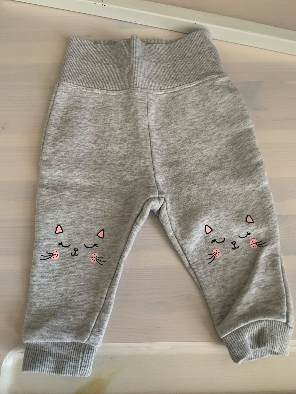 Hosen: Trainerhose Baby 62/68 – Neu (gemäss Beschreibung) aus Birmensdorf ZH von maca8485